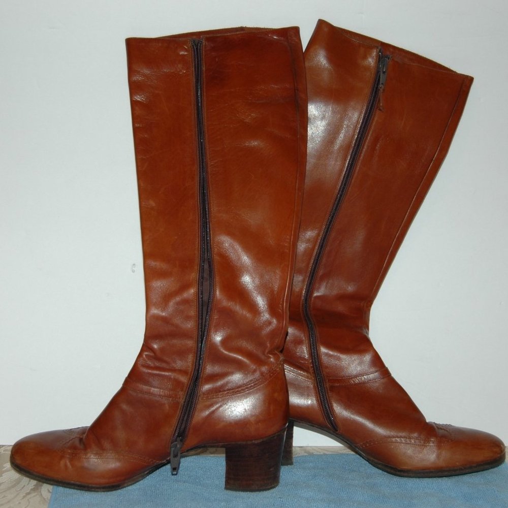 Italian Leather Boots, Size 7.5 AA,
